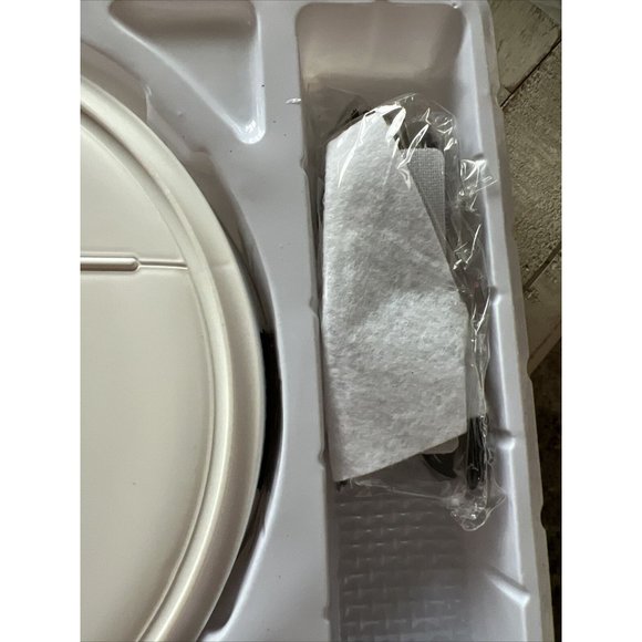 NIB OTTOPT LS23+ Robot Vacuum Strong Suction, Quiet, Super-Thin Smart - Picture 7 of 9